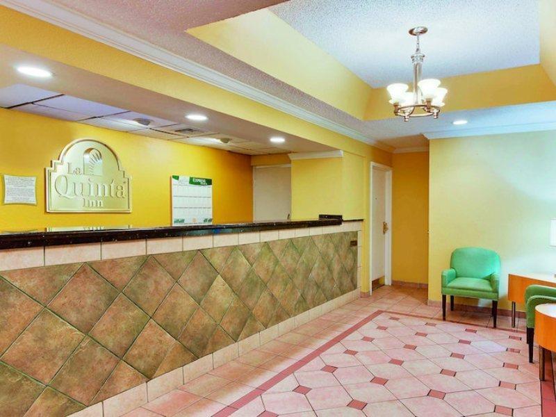 La Quinta Inn By Wyndham West Palm Beach - Florida Turnpike Exterior foto