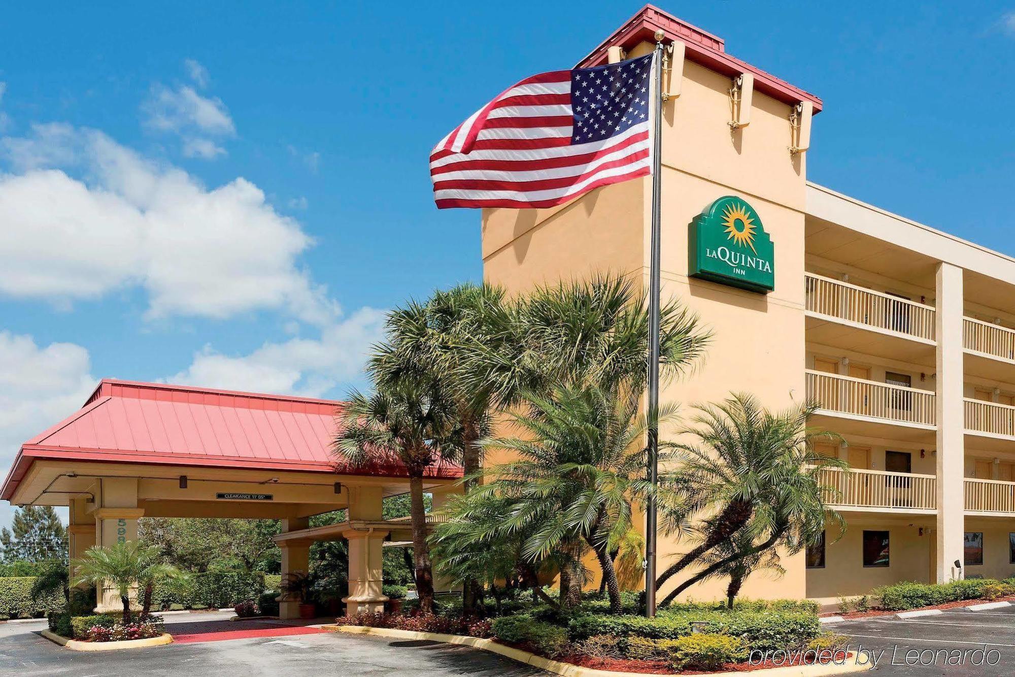 La Quinta Inn By Wyndham West Palm Beach - Florida Turnpike Exterior foto