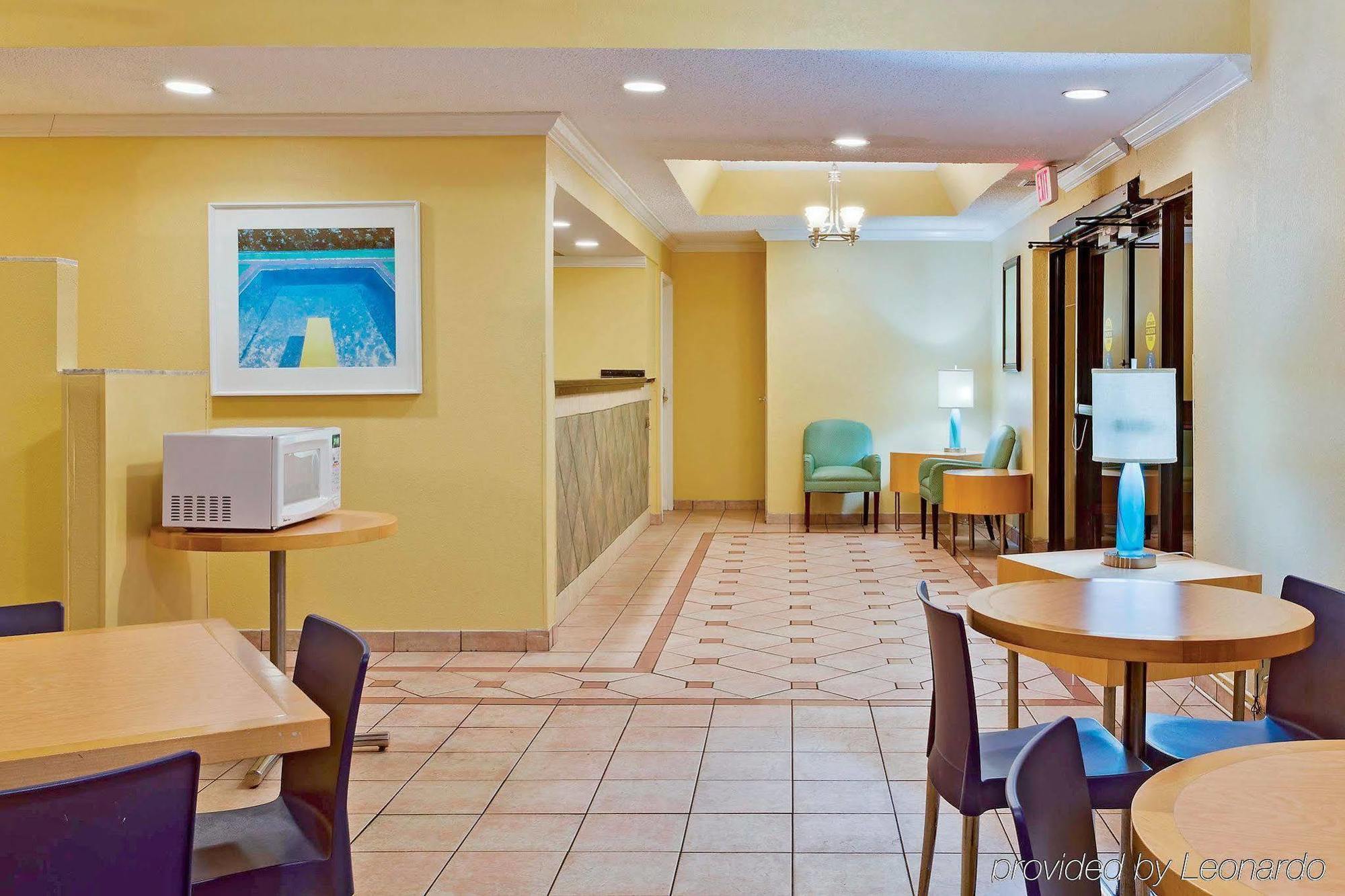 La Quinta Inn By Wyndham West Palm Beach - Florida Turnpike Exterior foto